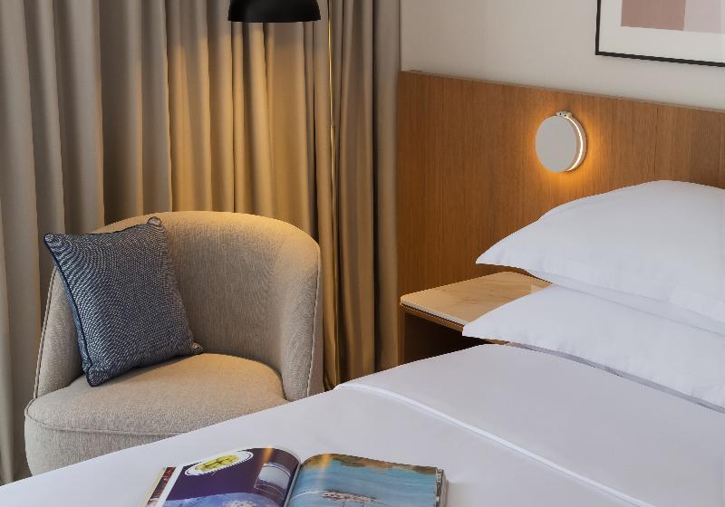 سوییت جونیور, Bluesun Hotel Elaphusa