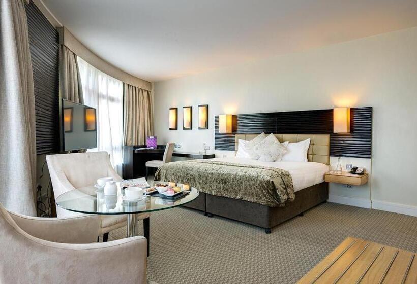 غرفة ديلوكس, Cork International