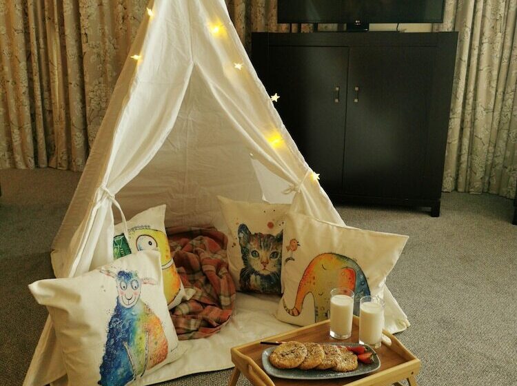 غرفة ديلوكس, Cork International