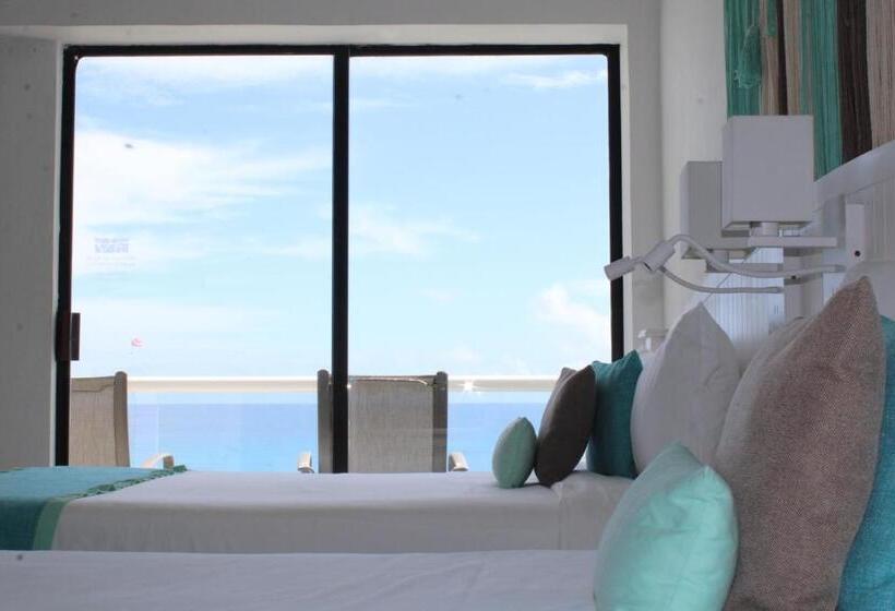 Deniz Manzaralı Dört Kişilik Standart Oda, Cyan Cancun Resort & Spa