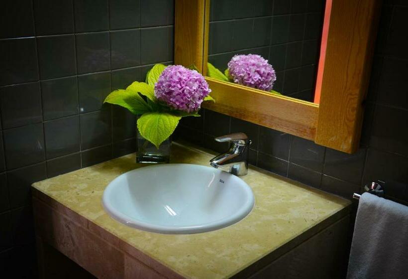 سوییت جونیور با بالکن, Golf Mar