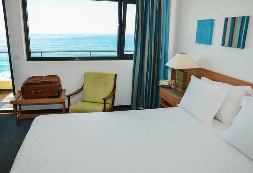 اتاق استاندارد با بالکن و چشمانداز دریا, Golf Mar