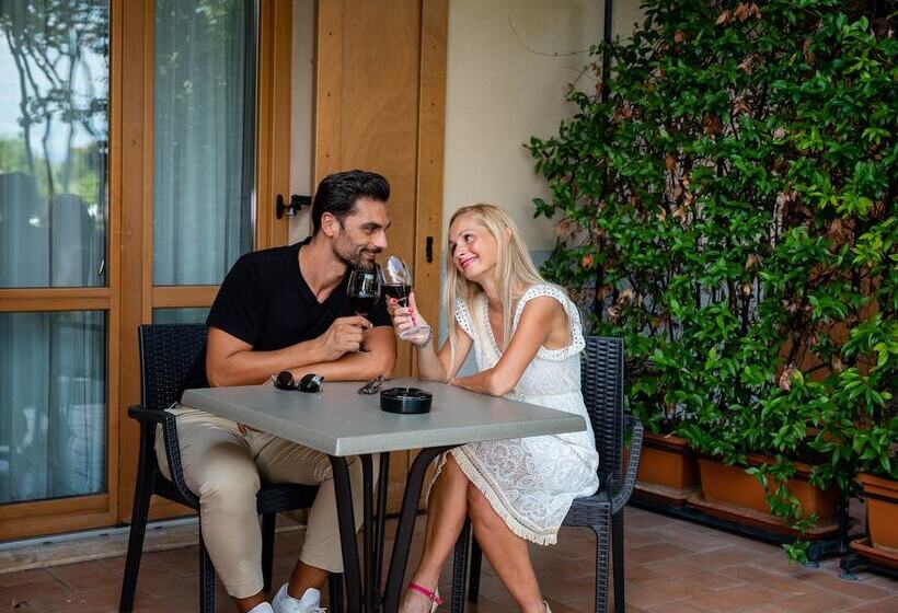 标准工作室, Golf Residenza