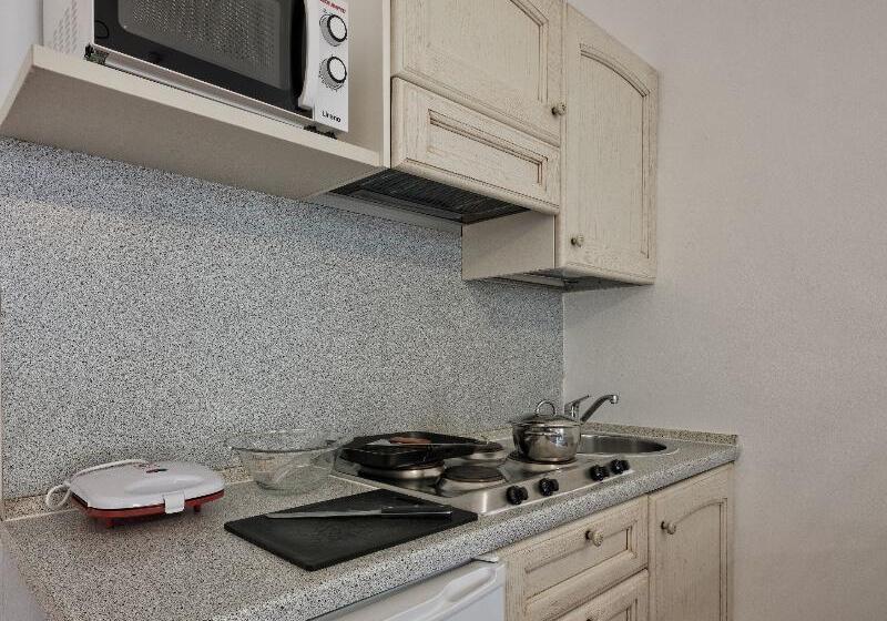 标准工作室, Golf Residenza