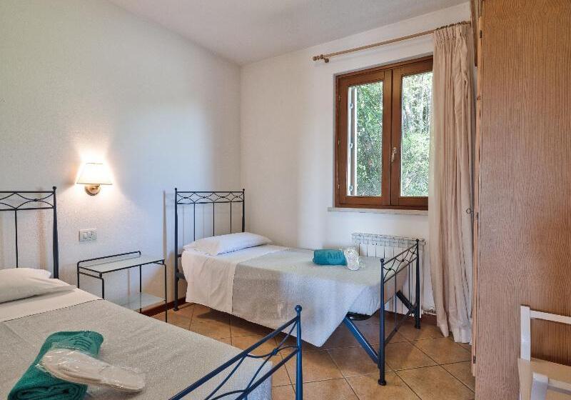 带2个卧室的公寓, Golf Residenza