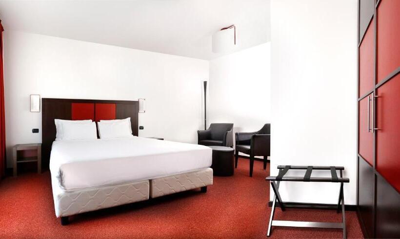 标准间, Holiday La Marca