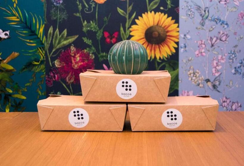 舒适三人间, Holiday La Marca