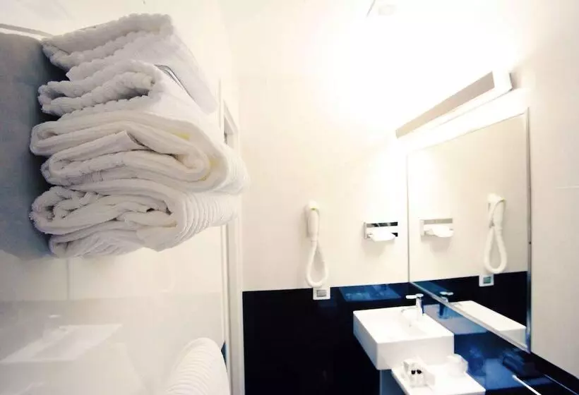 اتاق استاندارد یک نفره, Urban Hotel Design