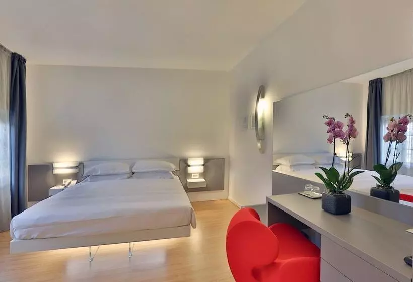 اتاق استاندارد, Urban Hotel Design