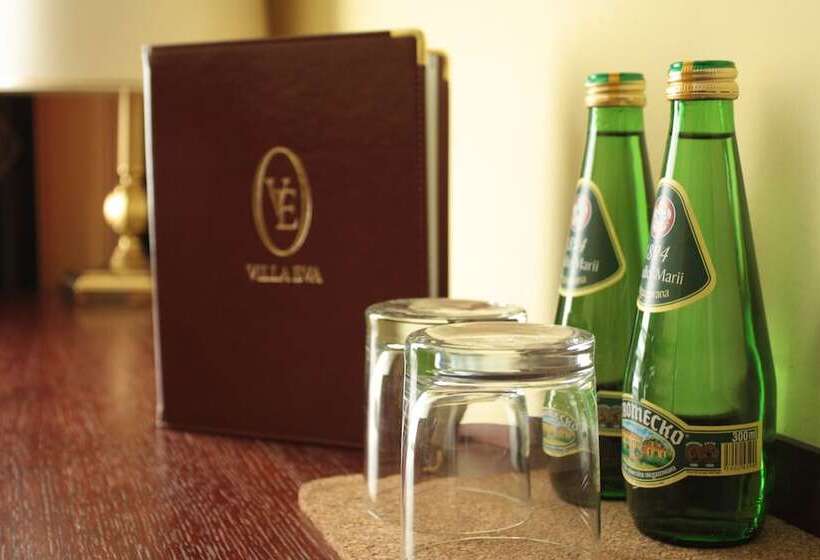 غرفة قياسية, Villa Eva