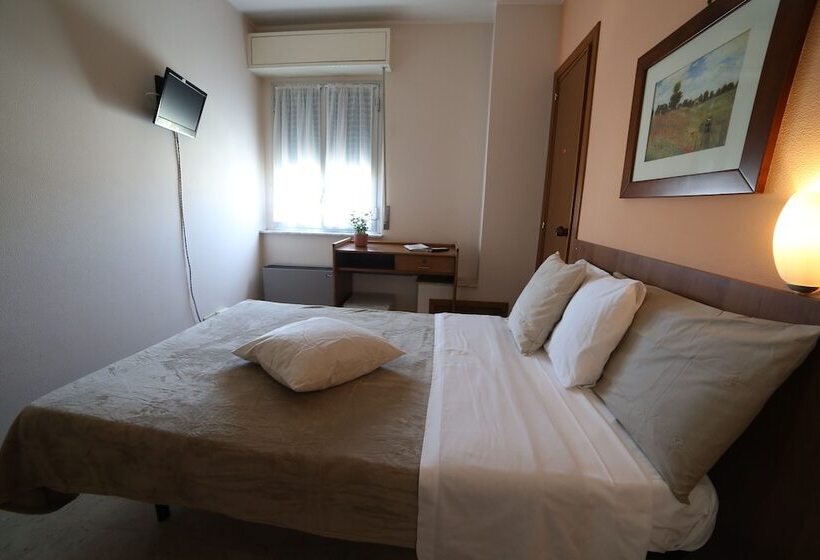 اتاق استاندارد یک نفره, Villa Mater