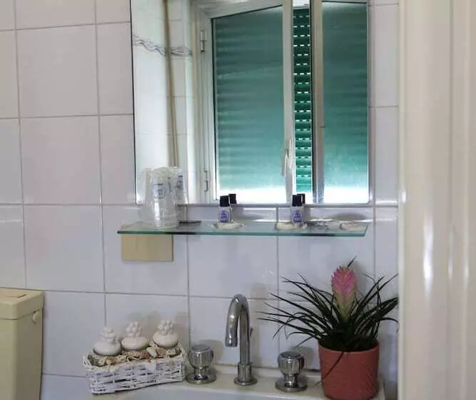 スタンダード４人部屋, Villa Mater