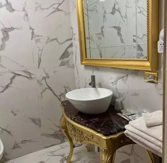スーペリアースイート, Villa Pigalle