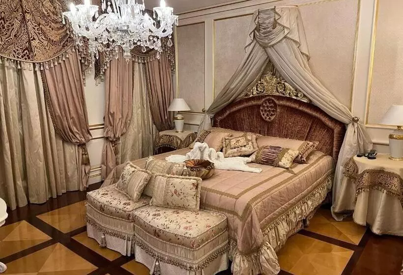 プレジデントスイートルーム, Villa Pigalle