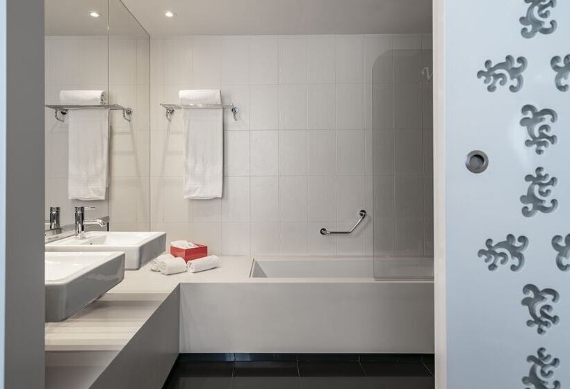 غرفة قياسية, Vincci Via 66