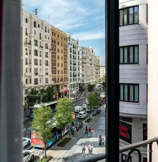 اتاق استاندارد با چشم‌انداز, Vincci Via 66