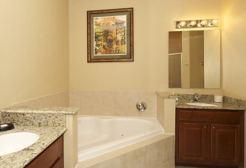 豪华两卧套房, Worldquest Orlando Resort