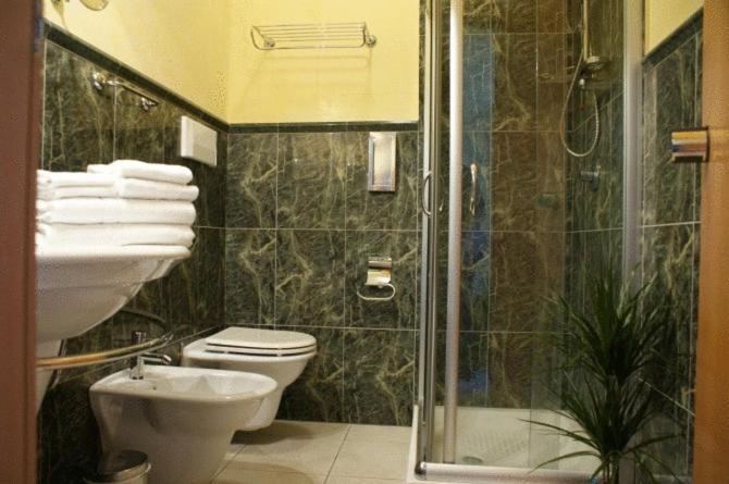 סוויטת ג'וניור, Yacht Marina