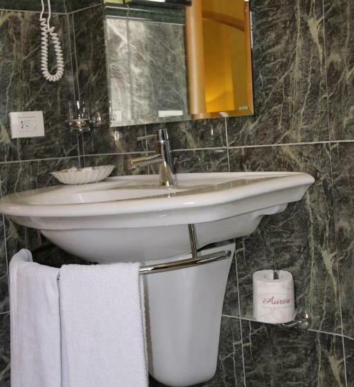 חדר סטנדרט, Yacht Marina