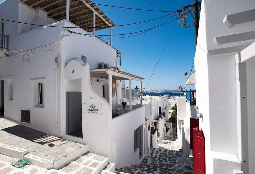 آپارتمان 1 خوابه با چشمانداز دریا, Madres Houses