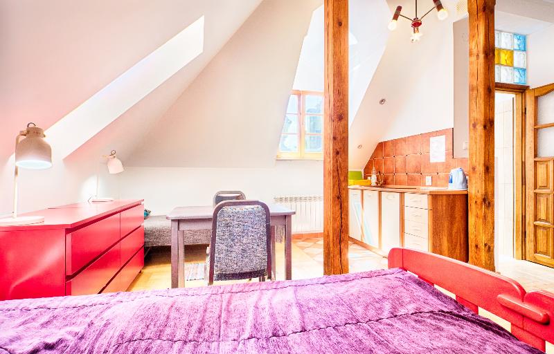 استودیوی استاندارد, Old Town Kanonia Hostel & Apartments