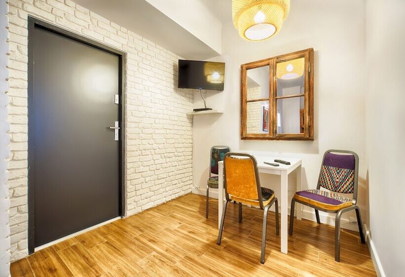 דירת חדר בסיסית, Old Town Kanonia Hostel & Apartments