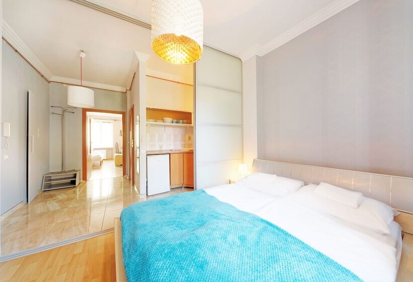 דירת חדר בסיסית, Old Town Kanonia Hostel & Apartments