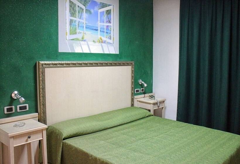 Полулюкс, Orange Motel