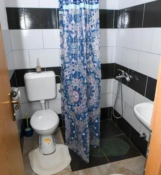 آپارتمان 1 خوابه با چشم‌انداز باغ, Sobe Sa Kupatilom Jajce