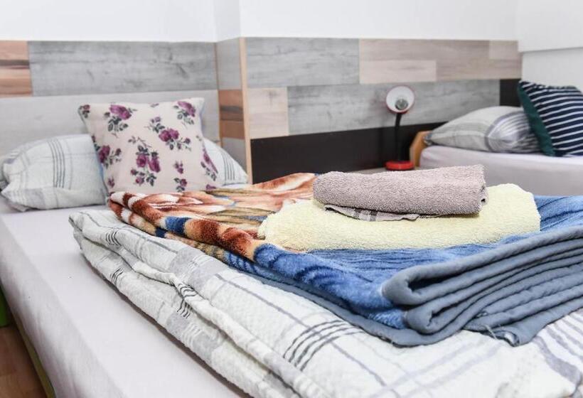 اتاق استاندارد, Sobe Sa Kupatilom Jajce