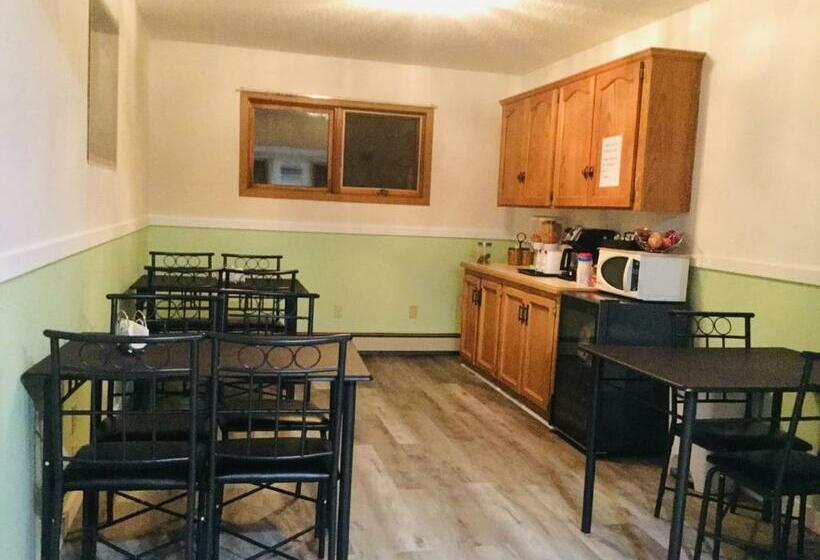 Номер Стандарт, Gravelbourg Inn