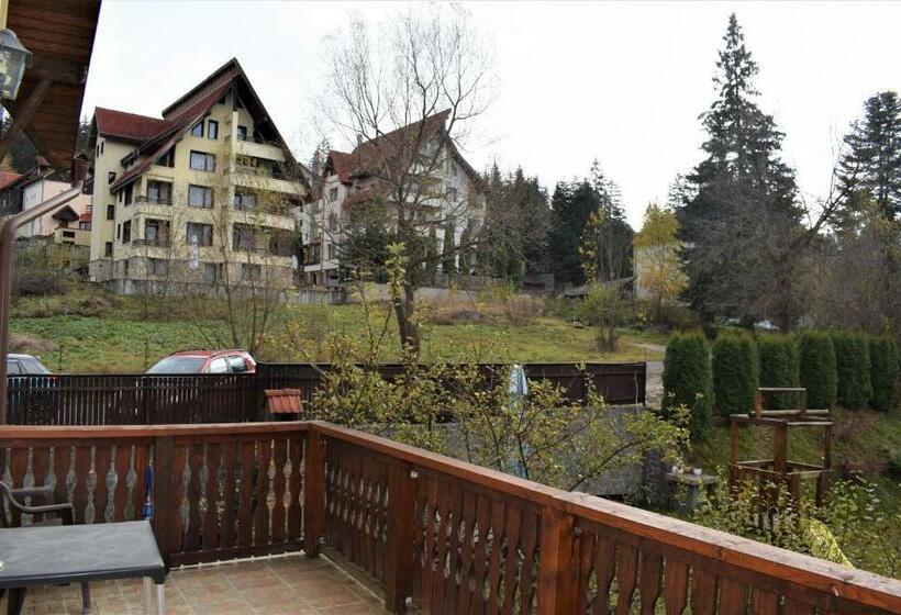 バルコニー付きスタンダードトリプルルーム, Vila Brad