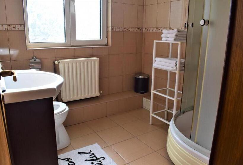 バルコニー付きスタンダードトリプルルーム, Vila Brad