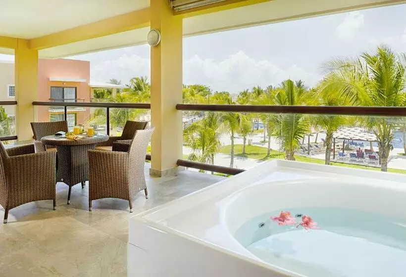 سوئیت پریمیوم با چشم‌انداز دریا, Barcelo Maya Beach  All Inclusive