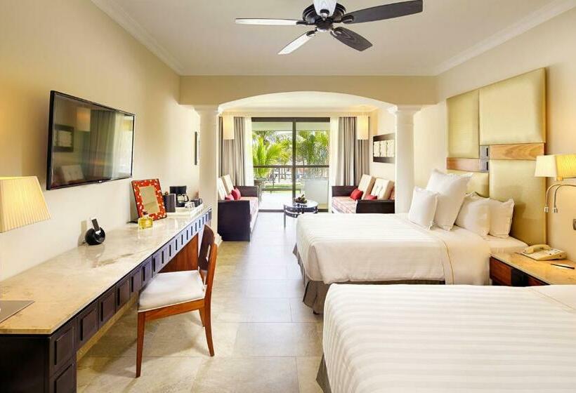 جناح جونيور بريميوم مطل على البحر, Barcelo Maya Beach  All Inclusive