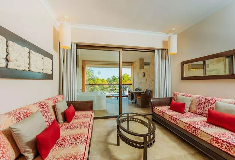 سوئیت جونیور پریمیوم با چشم‌انداز دریا, Barcelo Maya Beach  All Inclusive