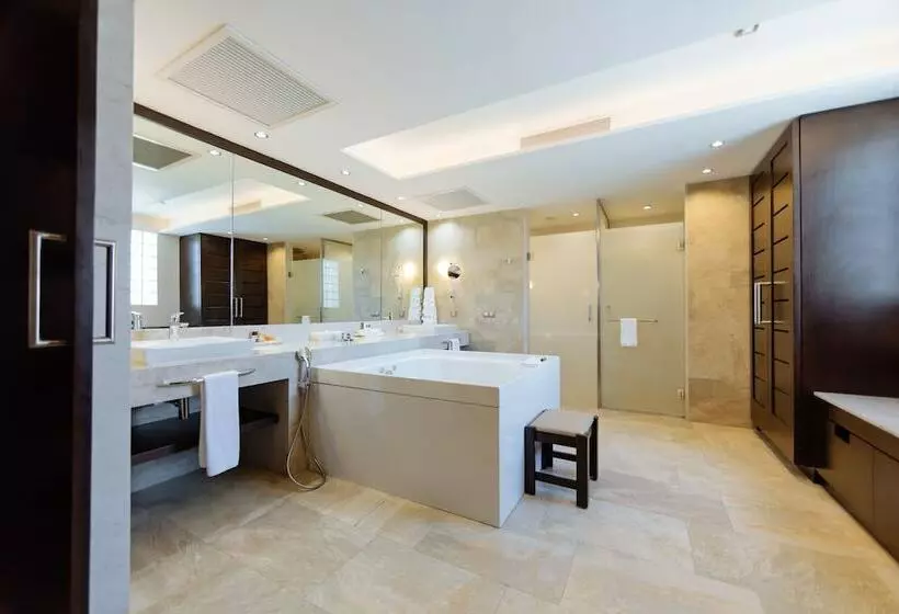 سوئیت پریمیوم با چشم‌انداز دریا, Barcelo Maya Beach  All Inclusive
