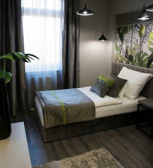 スタンダードシングルルーム, Central