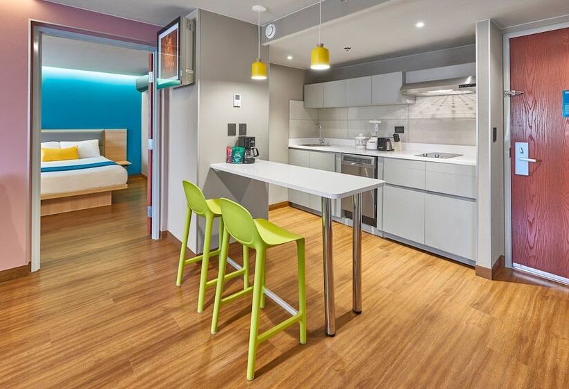 Люкс, City Express Suites By Marriott Queretaro