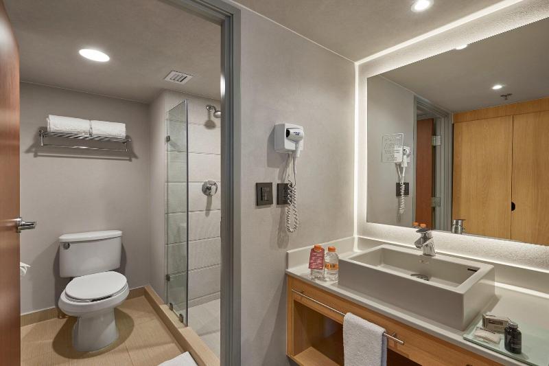 Люкс, City Express Suites By Marriott Queretaro