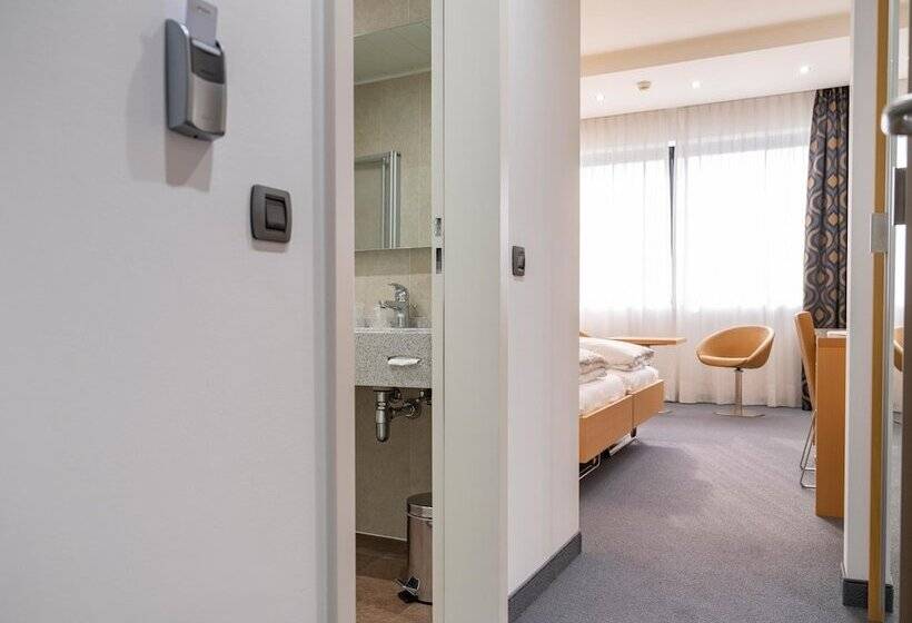 חדר סטנדרט, Coronado