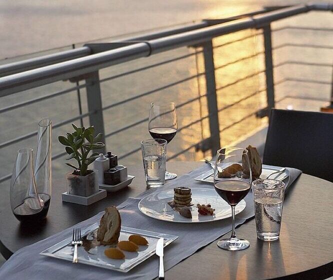 جناح جونيور ديلوكس مطل على البحر, Daios Luxury Living