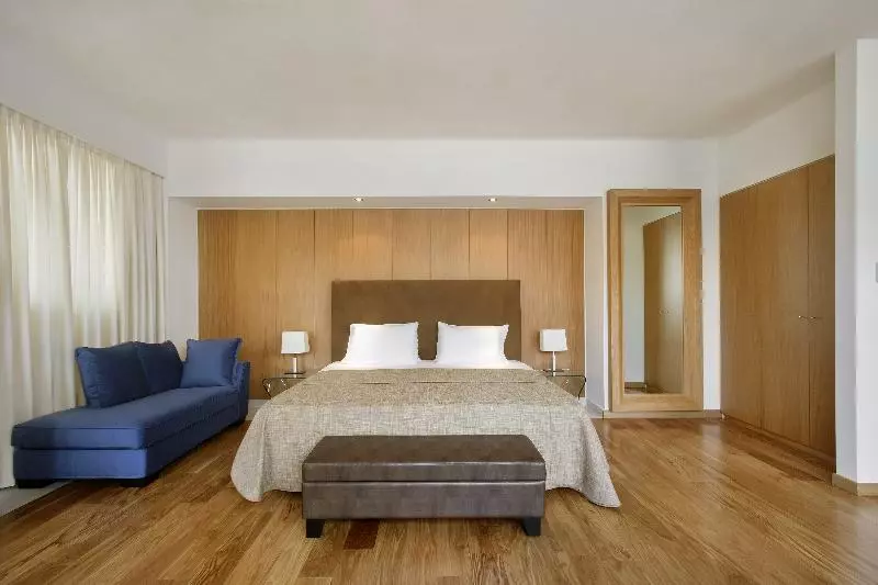 Junior Suite Side Sea View