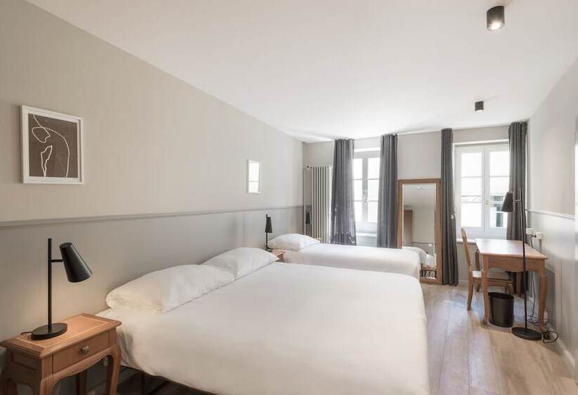 חדר סטנדרט לשלושה, Hôtel De La Couronne