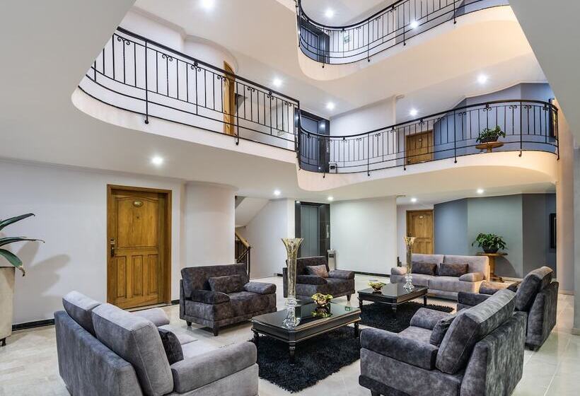 ジュニアスイート, Egina Bogota