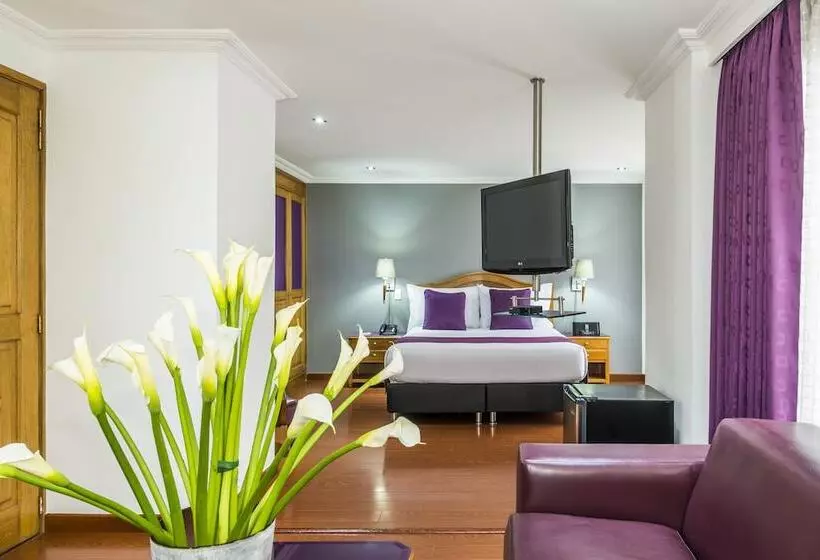 سوییت جونیور, Egina Bogota