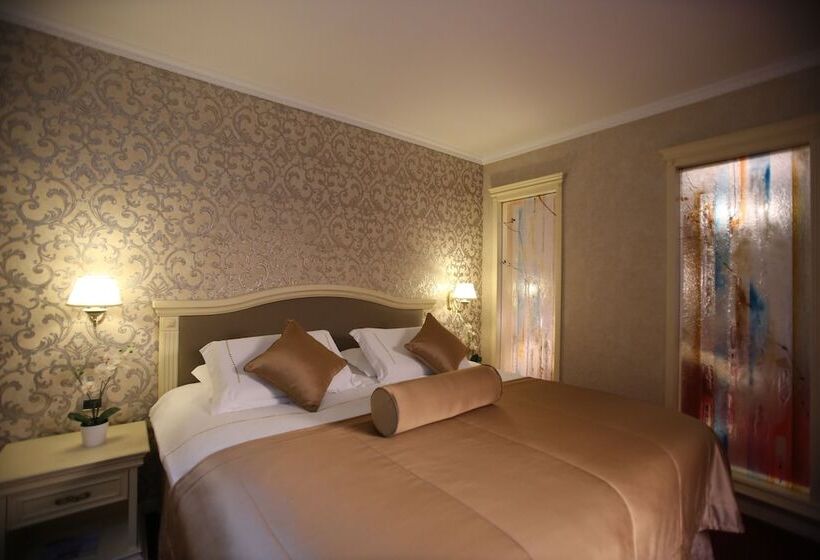 غرفة قياسية, Grand Hotel & Spa Tirana