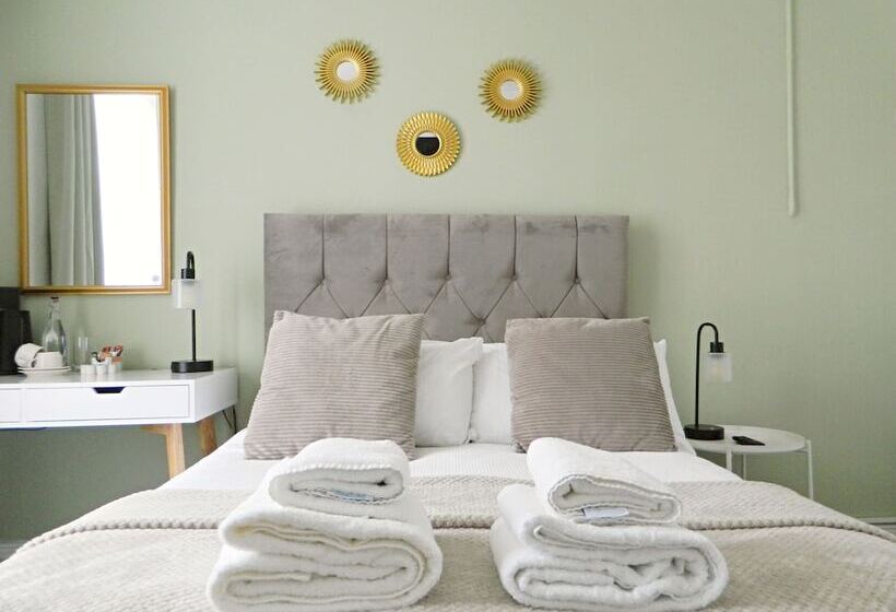 标准间, Kings Head Inn, Warwick