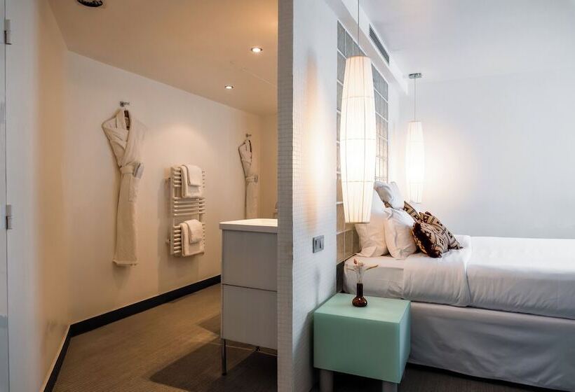 اتاق استاندارد, Kube Hotel Paris