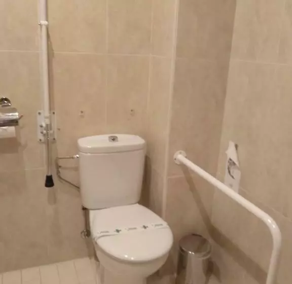 اتاق استاندارد, La Borona